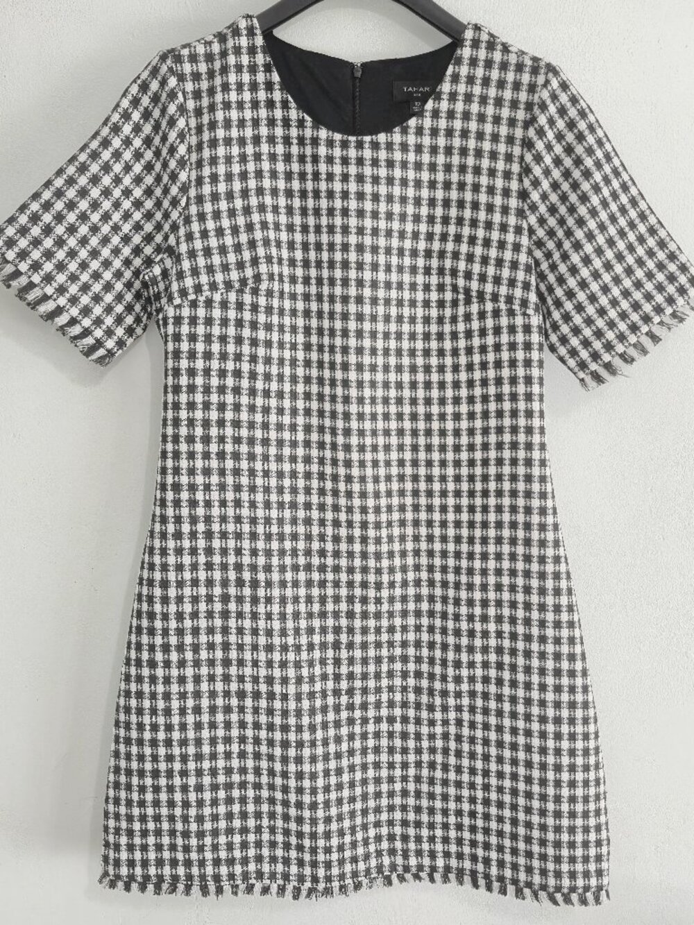 Tahari Dress 10 Women Black White Gingham Plaid Fringe Tweed Shift Mini Short - Picture 2 of 14